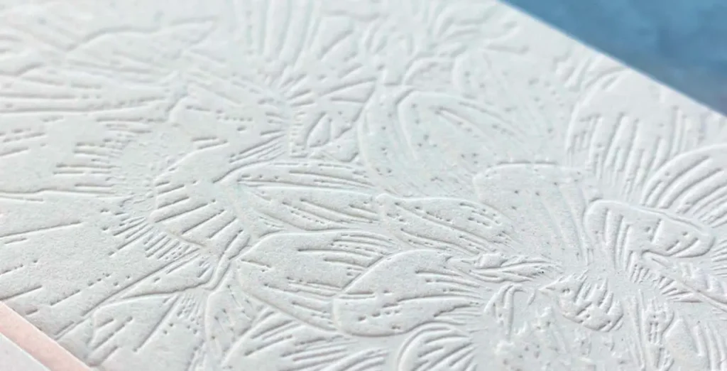 Преимущества слепого тиснения на упаковке