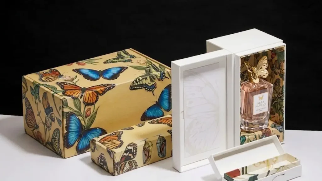 высокая упаковка коробки парфюмерии